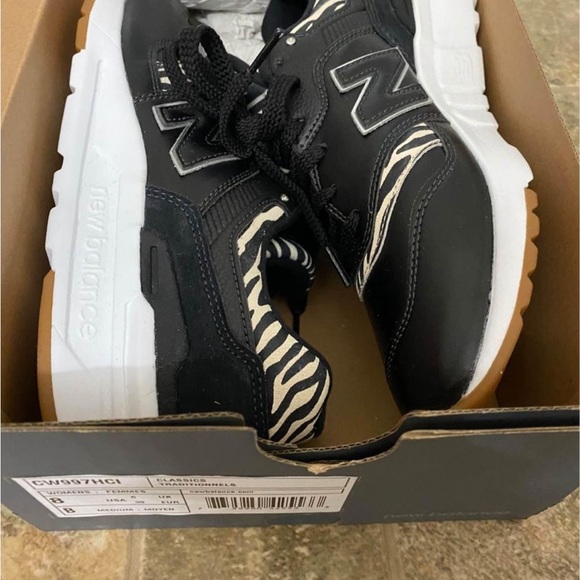 New Balance Running shoes - Picture 4 of 4